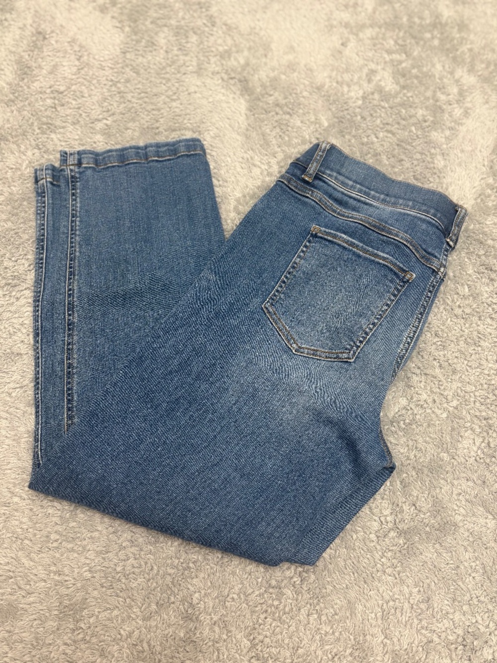 Women's Medium Wash Spanx Straight Leg Pull On Jeans